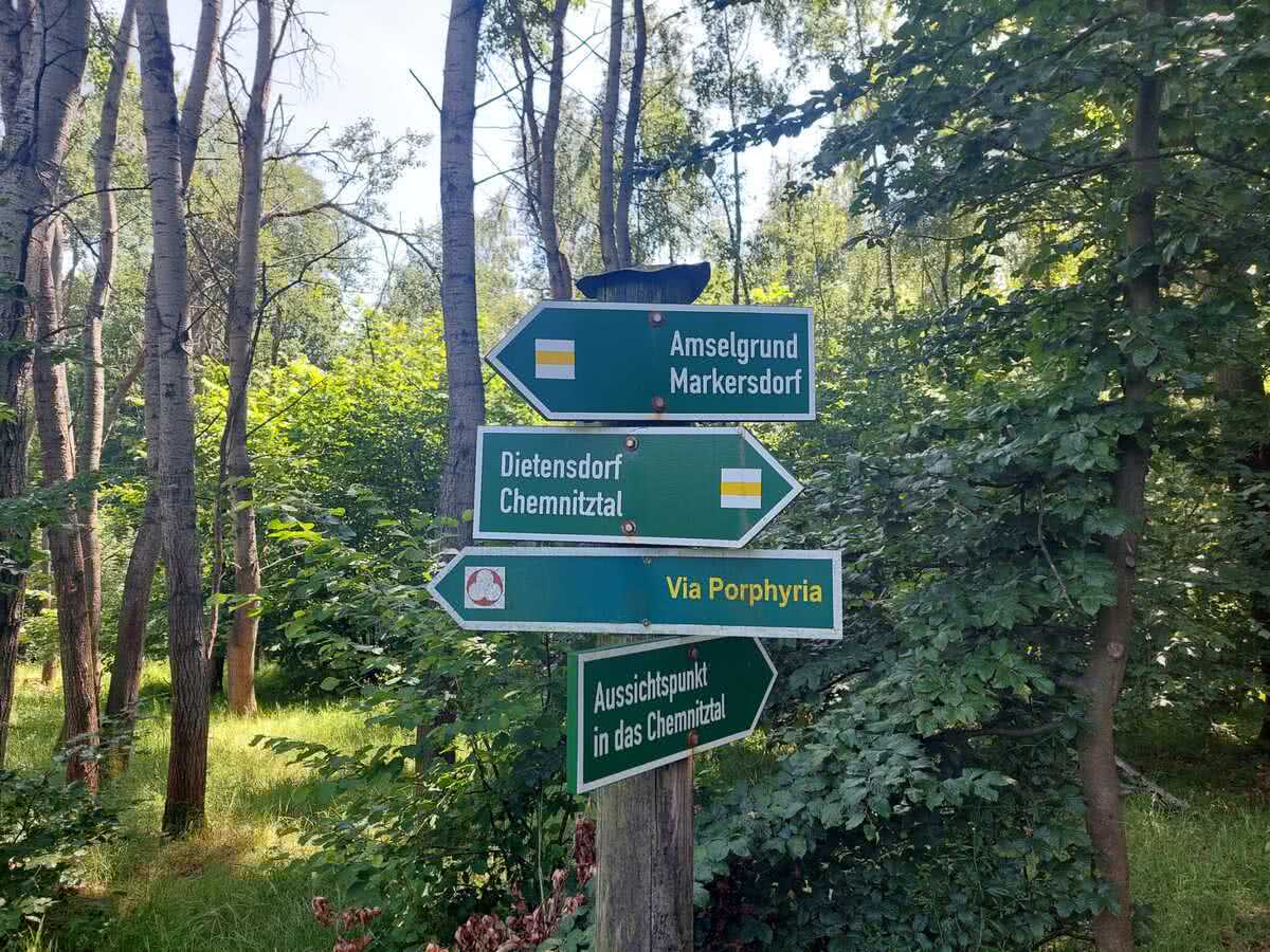 06 Wegweiser in Claußnitz